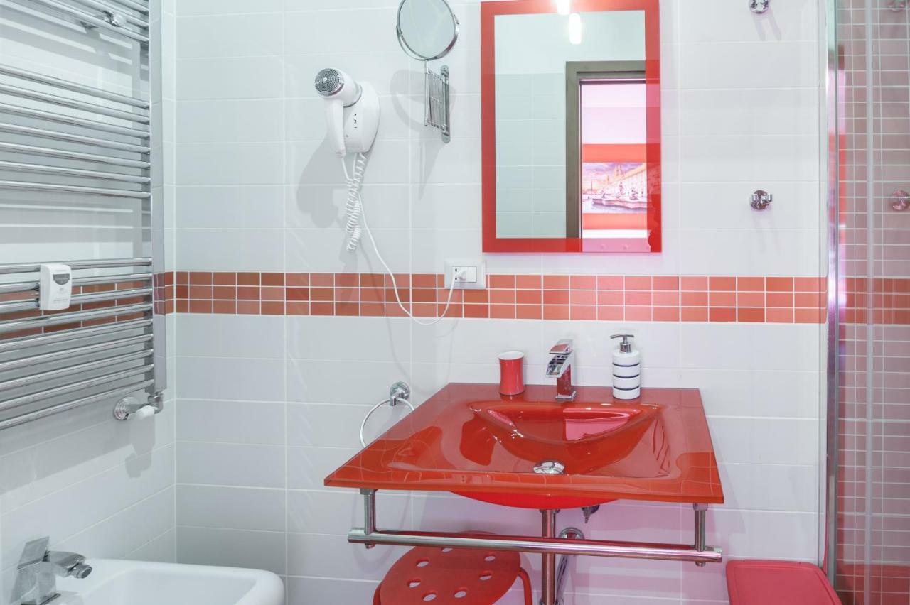 World Wide Bed - Prenestino Hotel Rome Bagian luar foto