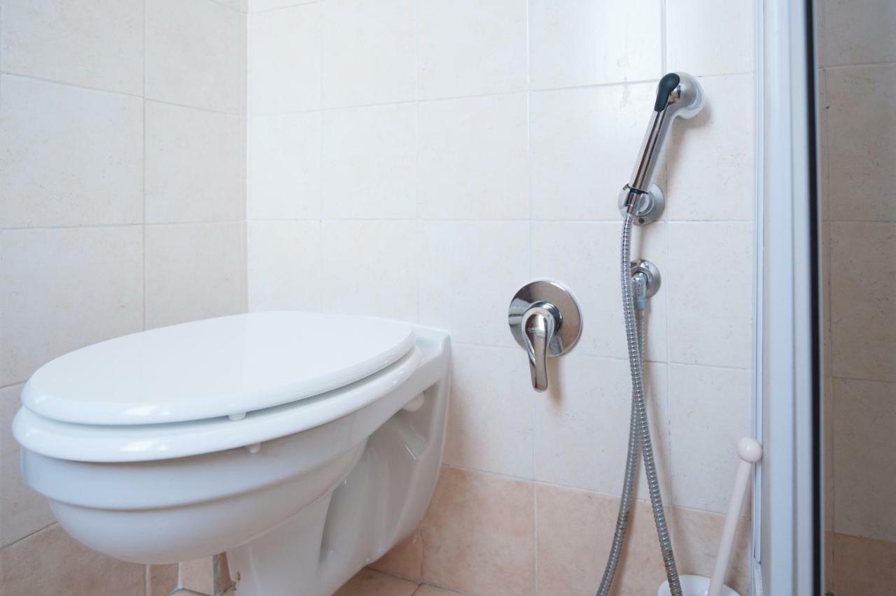 World Wide Bed - Prenestino Hotel Rome Bagian luar foto
