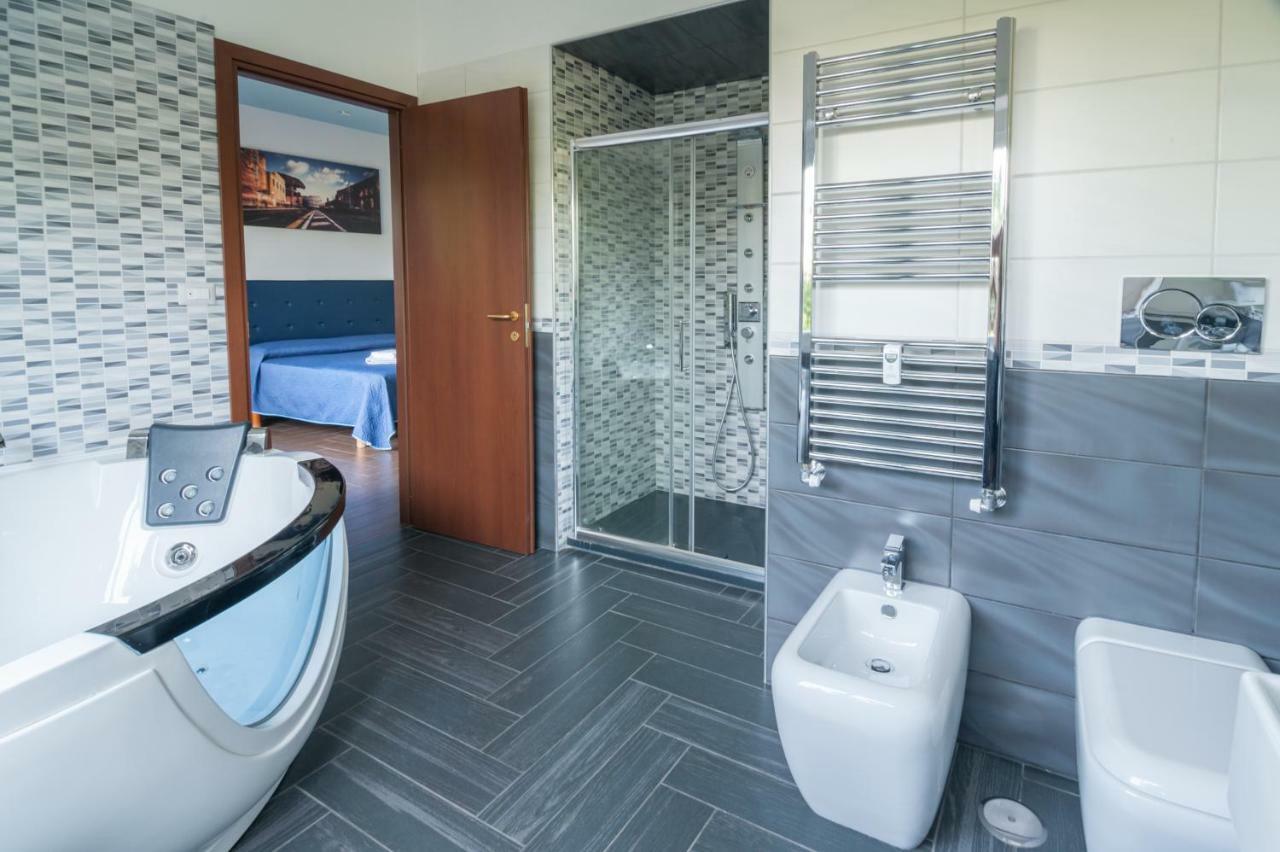 World Wide Bed - Prenestino Hotel Rome Bagian luar foto