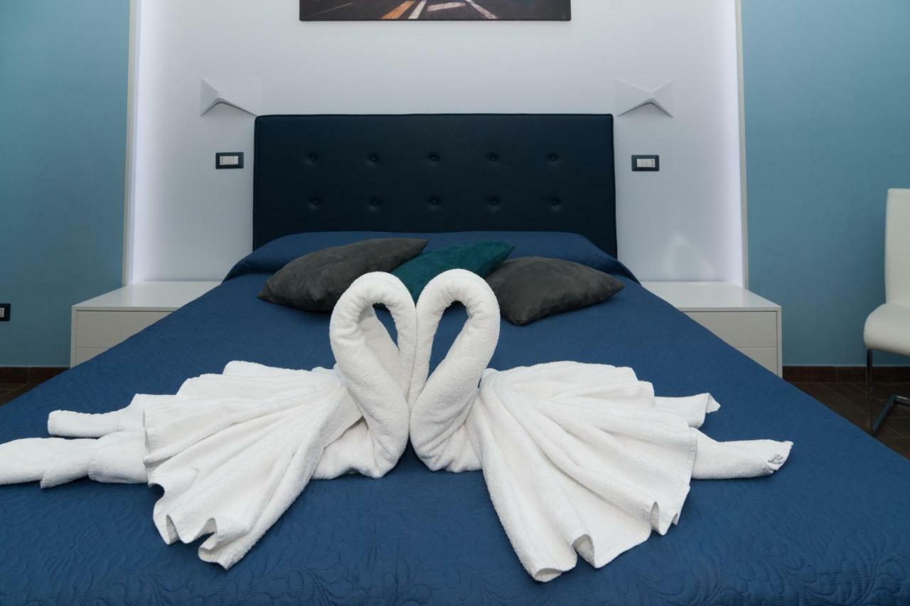 World Wide Bed - Prenestino Hotel Rome Bagian luar foto